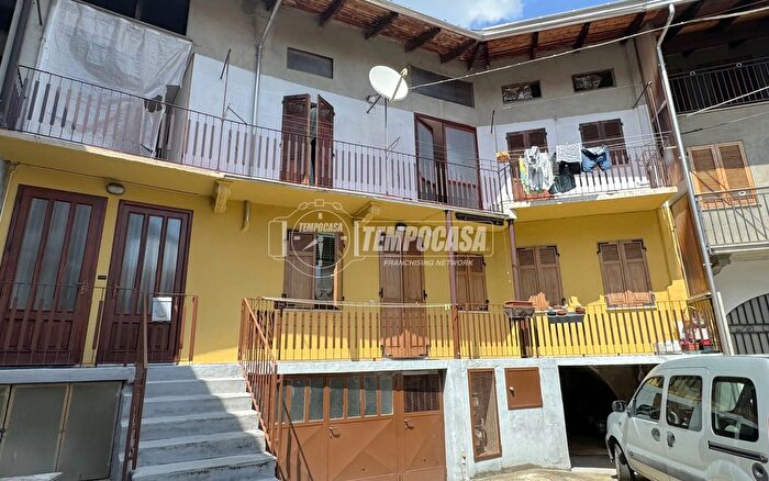 Appartamento con 10 locali in vendita in Via Imer Zona, Cossato