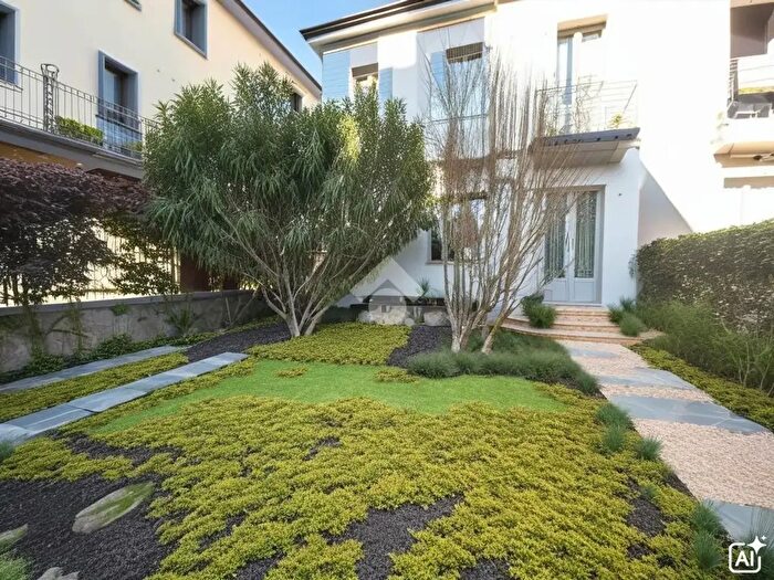 Casa quadrilocale in vendita in Via Antonio Rosmini, Treviso