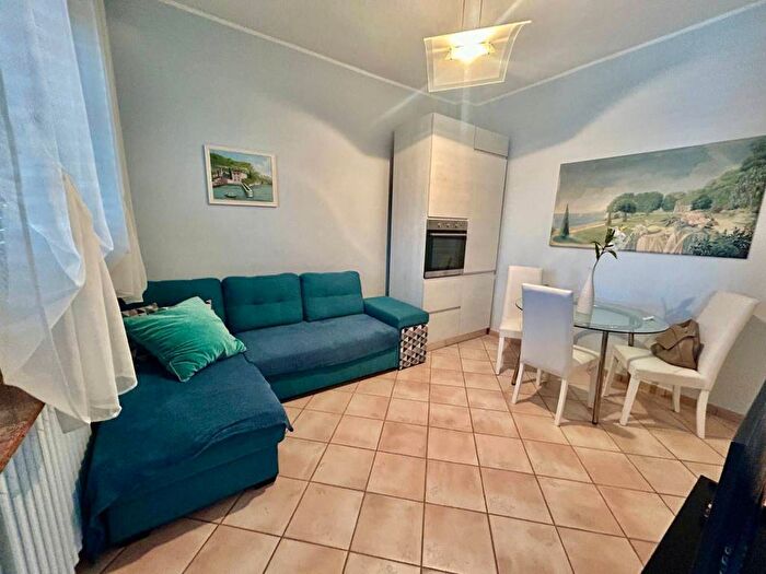 Appartamento trilocale in affitto in VIA SAURO, Centro, Grugliasco