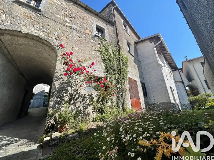 Casa trilocale in vendita in Via Marzo, Maissana