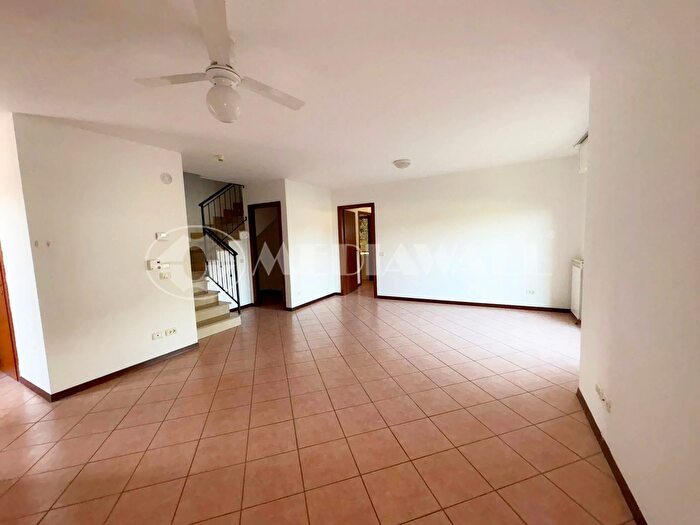 Casa con 5 locali in vendita in Maniago