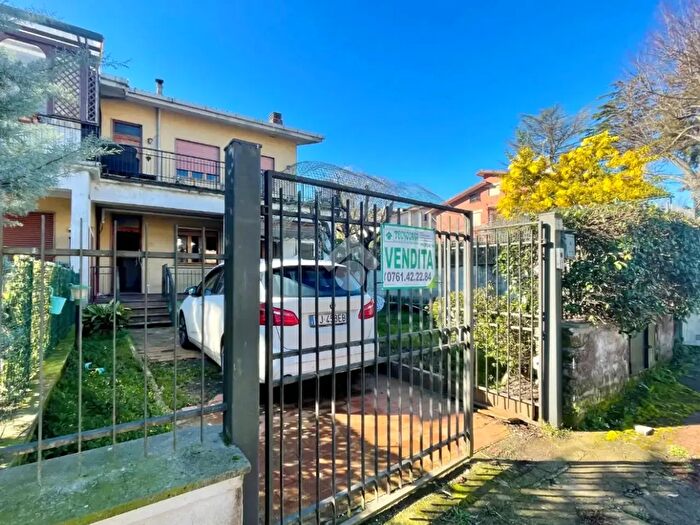 Casa trilocale in vendita in Via Antonio Ongaro, Valentano