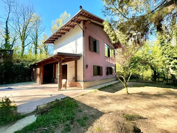 Casa quadrilocale in vendita in Casali Bordoni, Santo Stefano Roero