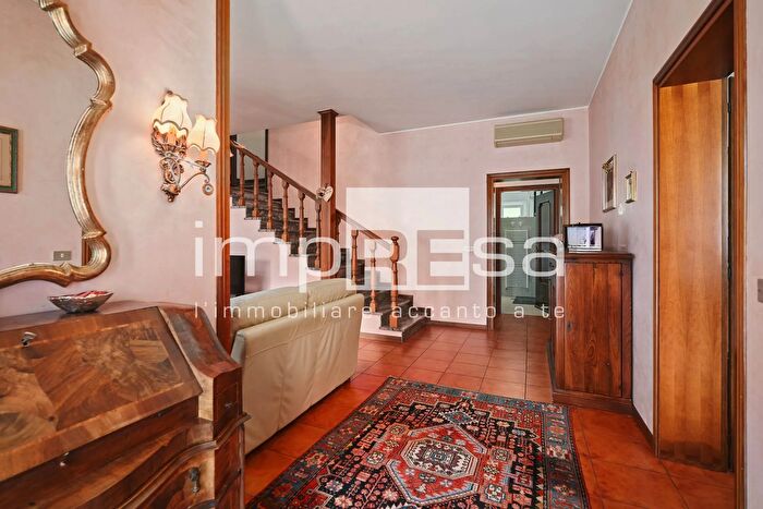 Casa con 5 locali in vendita in Via Battisti, Maserada Sul Piave