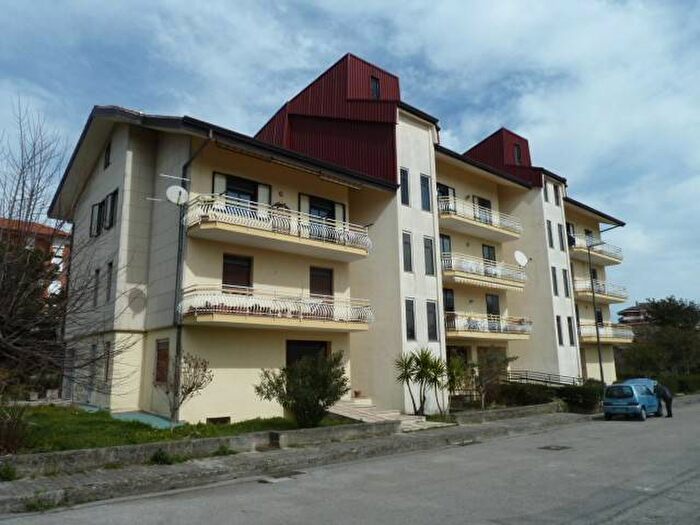 Appartamento bilocale in affitto in Via Raimondo Marsico, A Annarumma A Gasperi F Tedesco, Avellino