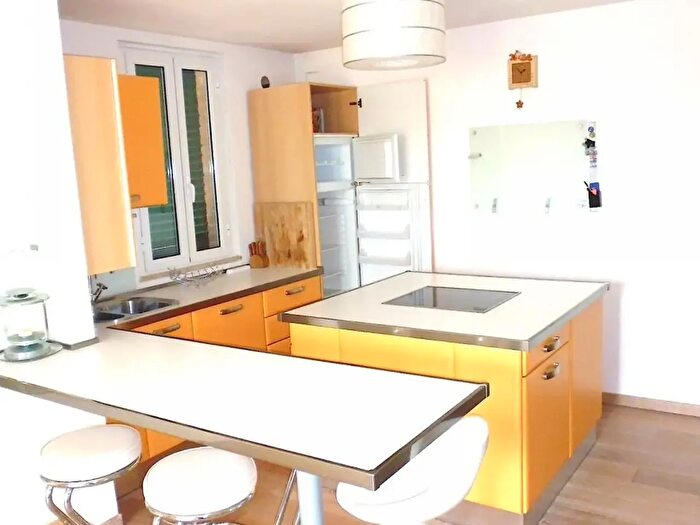 Appartamento trilocale in affitto in Via delle Fornaci, Livorno