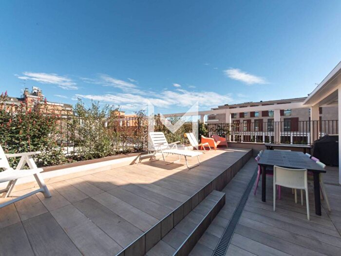 Appartamento con 5 locali in affitto in Via Luigi Giuseppe Faravelli, Sempione, Milano