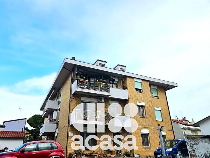 Appartamento con 5 locali in vendita in Via Giuseppe Mazzini, Cesenatico
