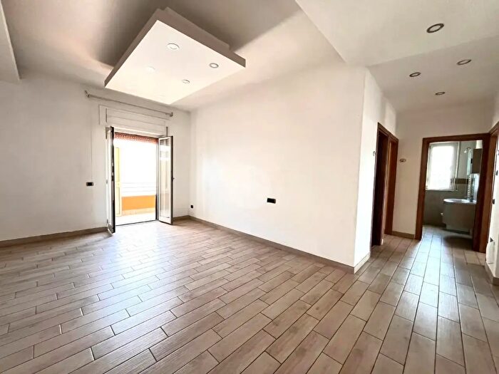 Appartamento trilocale in vendita in Via V Emanuele, Volla