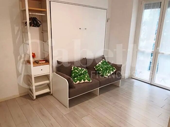 Appartamento bilocale in affitto in Via Vigilio Inama, Milano