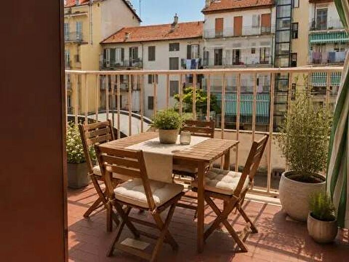 Appartamento trilocale in affitto in Via Giulia Di Barolo, Vanchiglia, Torino