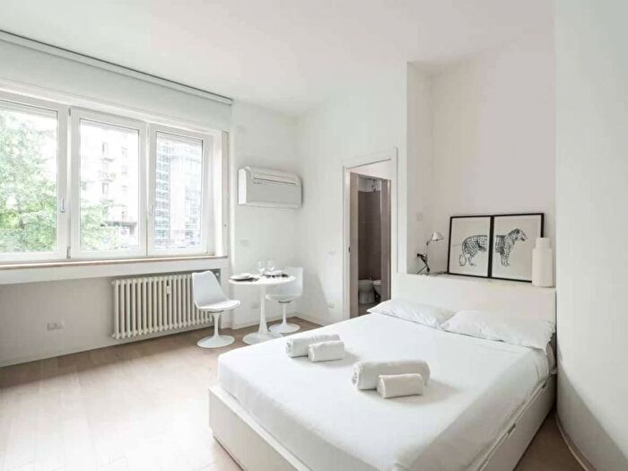 Appartamento in affitto in Via Vincenzo Monti, Sempione, Milano