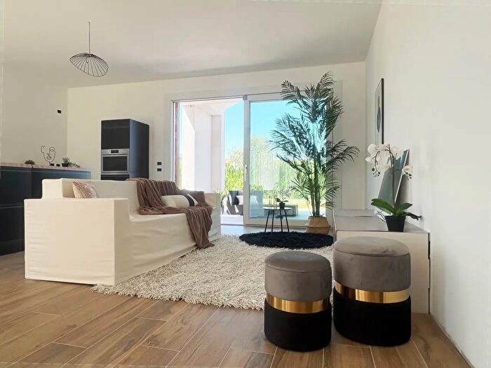 Casa con 6 locali in vendita in Via Massimo d'Azeglio, Grantorto