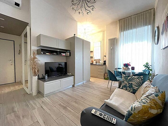 Appartamento bilocale in affitto in Via Giambellino, Giambellino, Milano