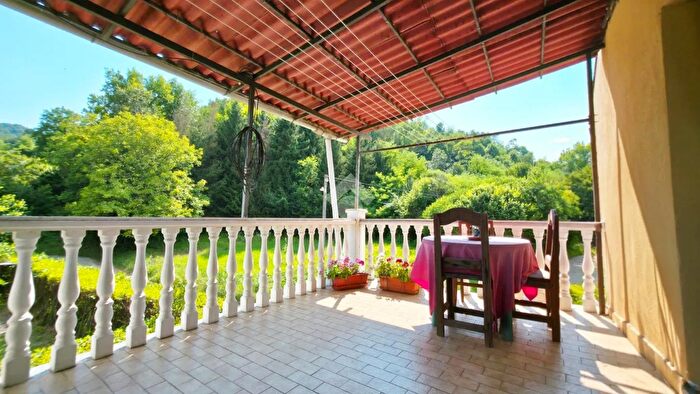 Casa quadrilocale in vendita in Via Ritana, San Sebastiano Da Po