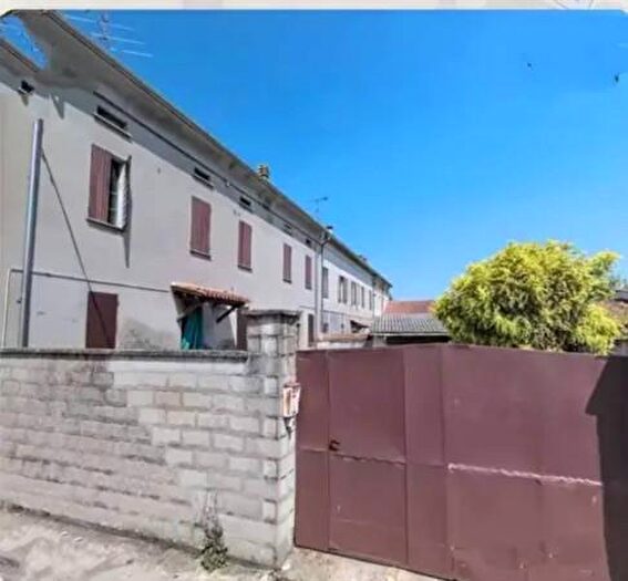 Casa monolocale in vendita in Via Mentana, Viadana