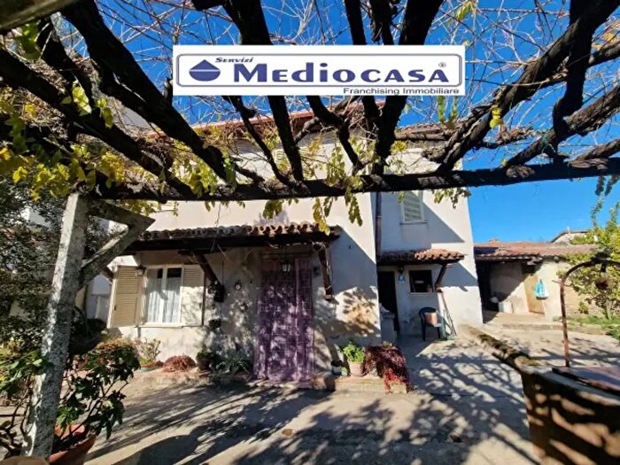 Casa trilocale in vendita in Via San Silvestro, Lariano