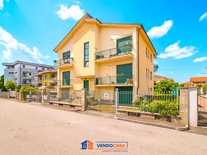 Appartamento con 5 locali in vendita in Via del Canale B, Savigliano