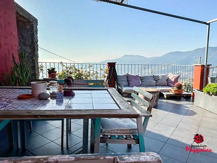 Casa con 5 locali in vendita in Via Castellazzo, La Spezia