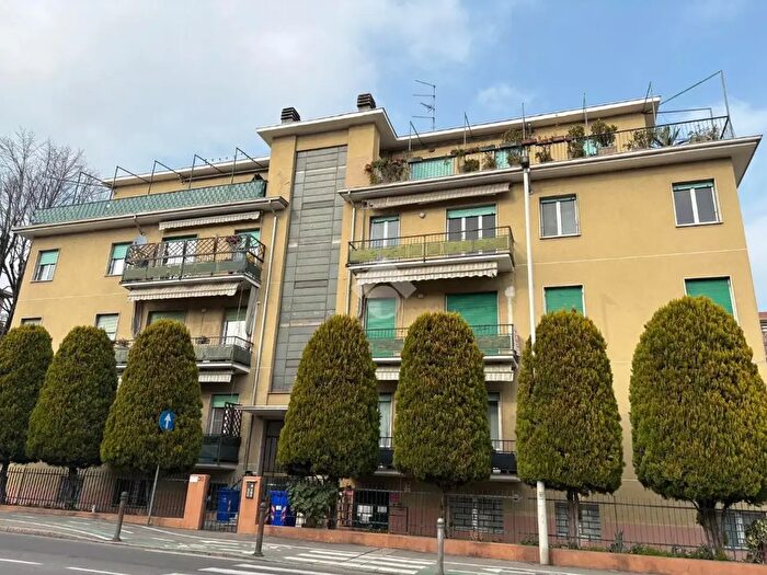 Appartamento trilocale in vendita in Via Venezia, Parma