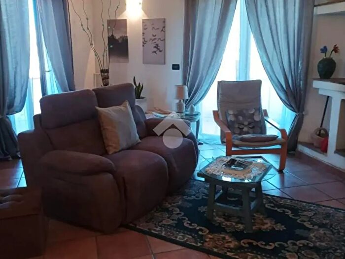 Casa quadrilocale in vendita in Via Ruffilli, San Nicola Arcella