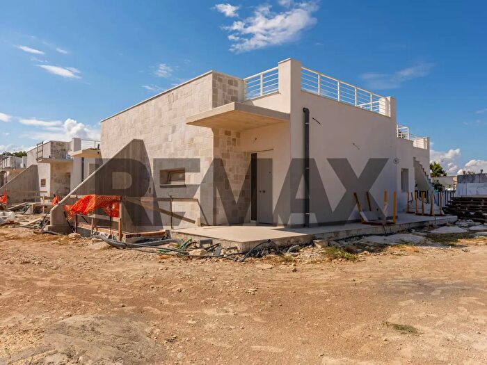 Casa con 5 locali in vendita in Bari