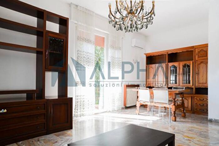 Appartamento quadrilocale in vendita in Via Tommaso Zoffili, Forli