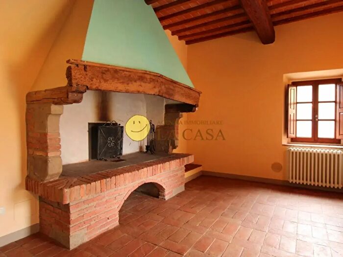 Casa quadrilocale in vendita in Figline e Incisa Valdarno