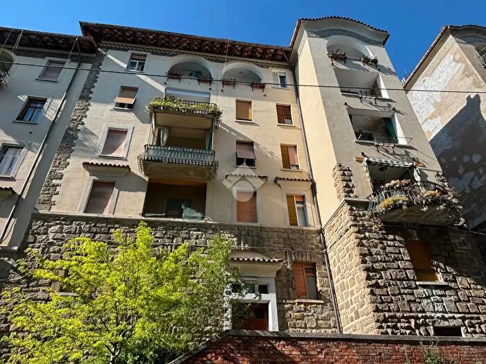 Appartamento quadrilocale in vendita in Pendice dello Scoglietto, Trieste