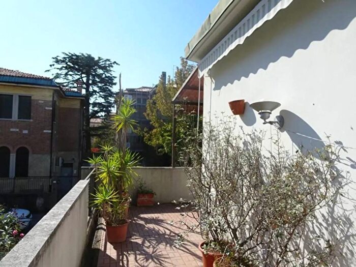 Appartamento quadrilocale in affitto in Via Lepanto, Lido di Venezia, Venezia