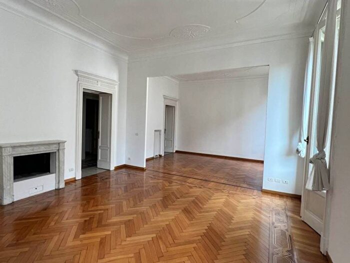 Appartamento quadrilocale in affitto in Via Mascheroni, Vincenzo Monti, Milano