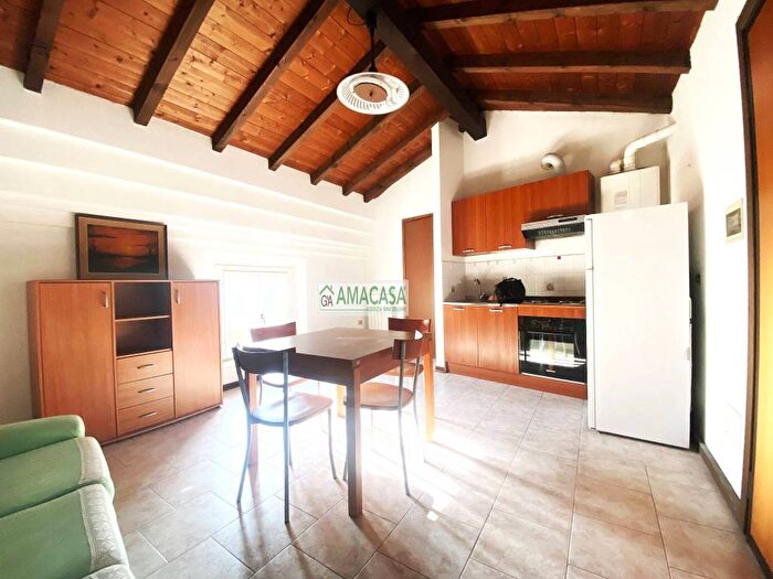 Appartamento bilocale in affitto in Via Cerca, Centro Storico, Modena