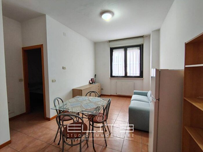 Appartamento bilocale in affitto in Via Palmiro Togliatti, Q, Ancona