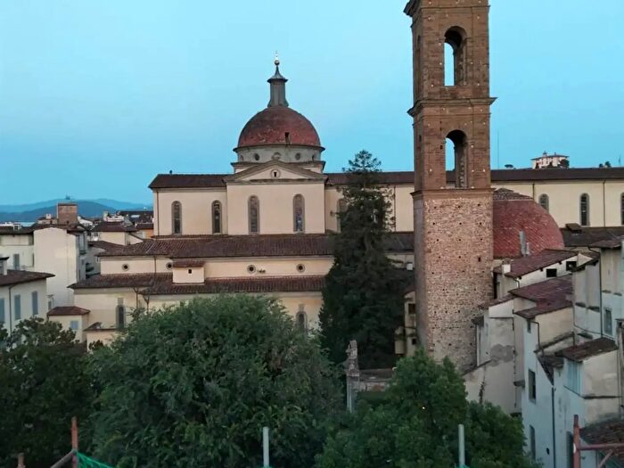 Appartamento con 6 locali in vendita in Piazza Santo Spirito, Firenze