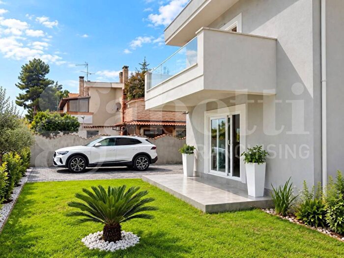 Casa trilocale in vendita in Via Machiavelli snc, Villaggio Giornalisti Poggio, Anzio