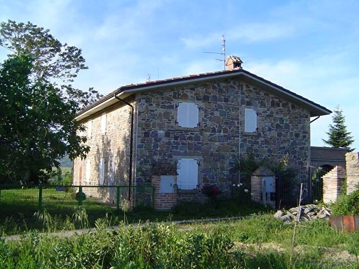 Casa quadrilocale in vendita in San Severino Marche