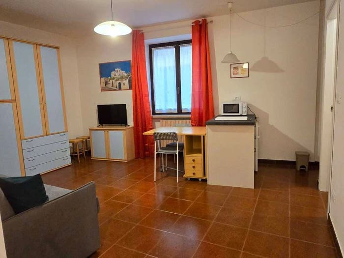 Appartamento monolocale in affitto in via San Tommaso, Quadrilatero Romano, Torino
