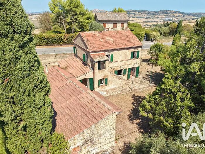 Casa con 8 locali in vendita in Localitànbsp Crocette, Montecosaro