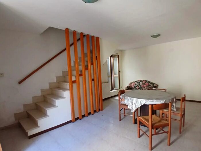 Casa bilocale in vendita in Castel Todino, Montecastrilli