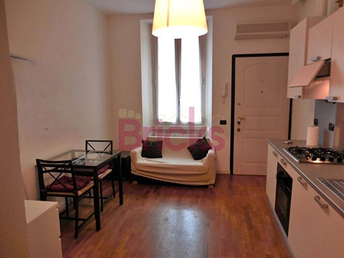 Appartamento bilocale in affitto in VIA CASTELFIDARDO, Moscova, Milano