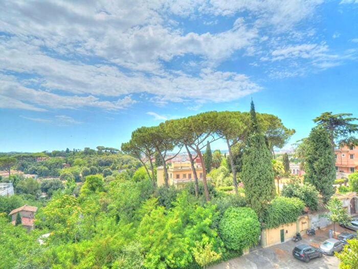 Casa quadrilocale in affitto in Via Bartolomeo Ammannati, Parioli, Roma