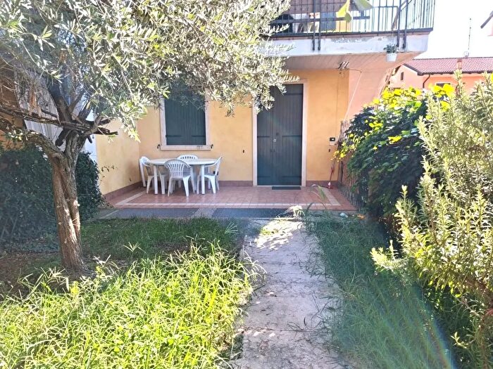 Appartamento bilocale in vendita in Valeggio Sul Mincio