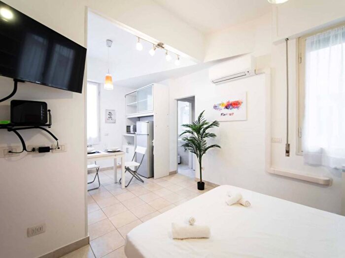 Appartamento monolocale in affitto in Via Frà Paolo Sarpi, Mazzini Oberdan, Firenze