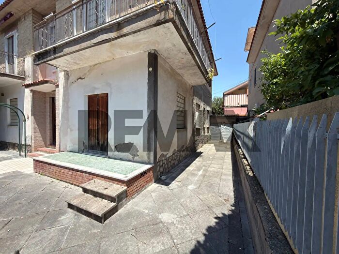 Appartamento bilocale in vendita in Via Virgilio Zangrilli, Minturno