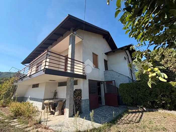 Casa quadrilocale in vendita in Strada Verna, Cumiana