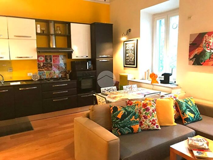 Appartamento bilocale in vendita in Via Machiavelli, Roma