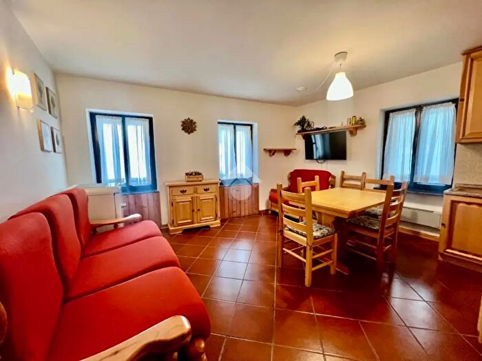 Appartamento bilocale in vendita in Via Amba Uork, Ponte Di Legno