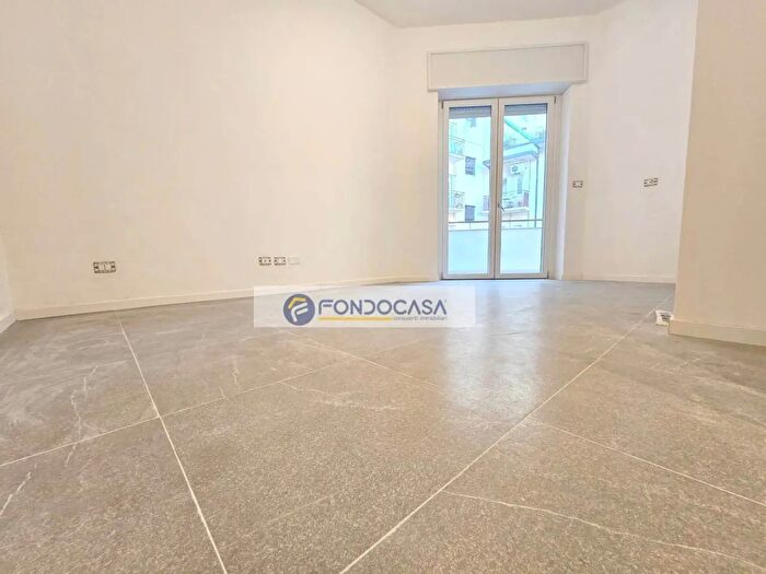 Appartamento trilocale in vendita in Viale Gabriele dAnnunzio, Milano