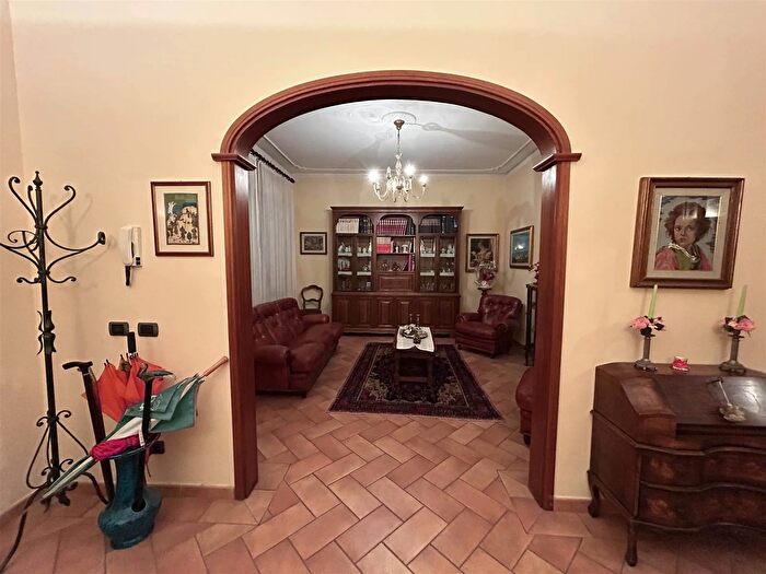 Appartamento con 7 locali in vendita in Sesto Fiorentino, Sesto Fiorentino