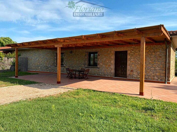 Casa trilocale in affitto in Strada del Tirreno, Montalto di Castro